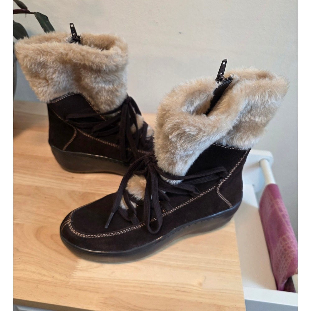 Baretraps Furry Brown Suede Faux Fur Lined Lace Up Side Zip Winter Boots 7.5M